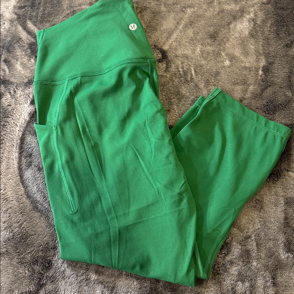 LULULEMON ALIGN GREEN HIGH-RISE CROP LEGGINGS WITH POCKETS NWOT - 10 - Picture 10 of 13